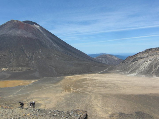 Elen Turner Tongariro2