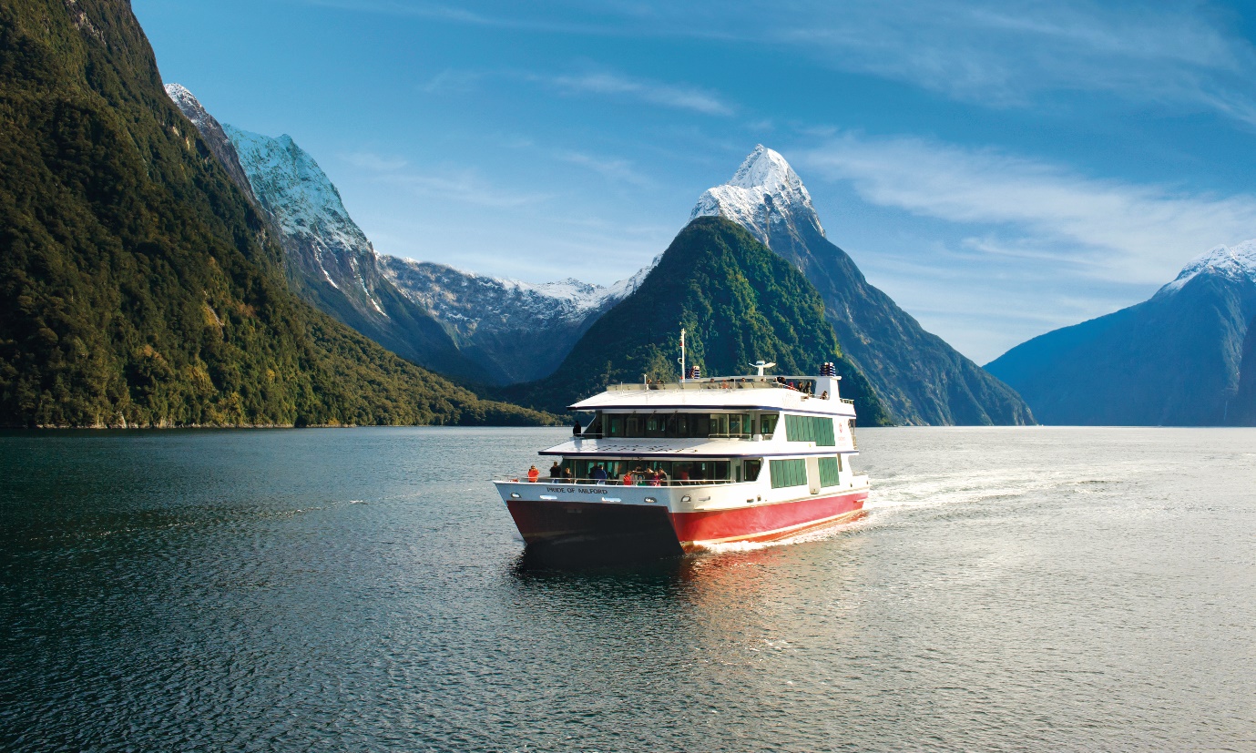 Milford Sound with Southern Discoveries