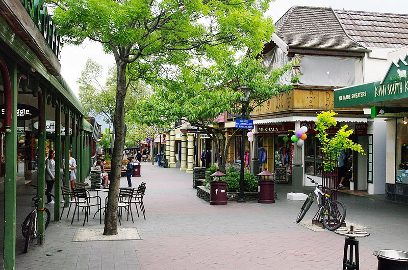Shopping in Queenstown