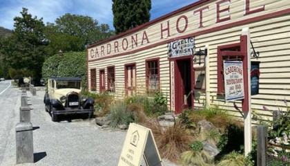cardrona hotel car